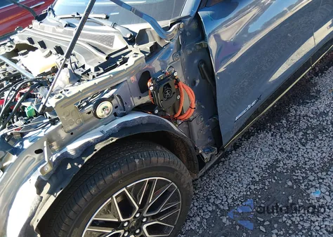 2024 Ford Mustang Mach-E Premium z USA, uszkodzony, nr VIN 3FMTK3R71RMA36780